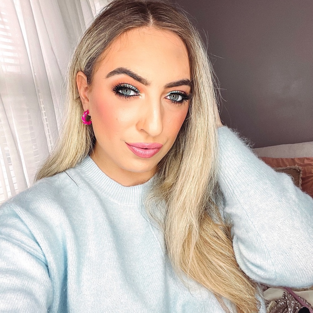 Meet your Posher, Nicole
